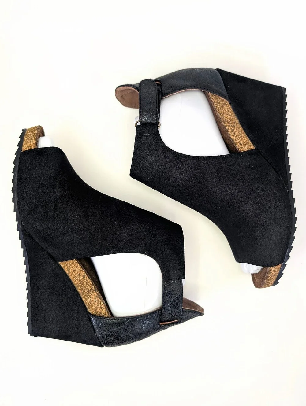 Corkey's Boutique Brand Sunburst Open Toe Wedge Dress Shoe Heels Velcro Black 8